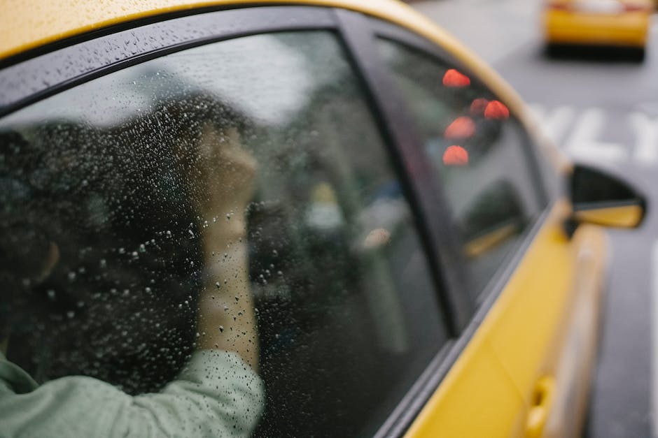 Anhängelast und Führerscheinklasse für den Betrieb eines Anhängers bestimmen